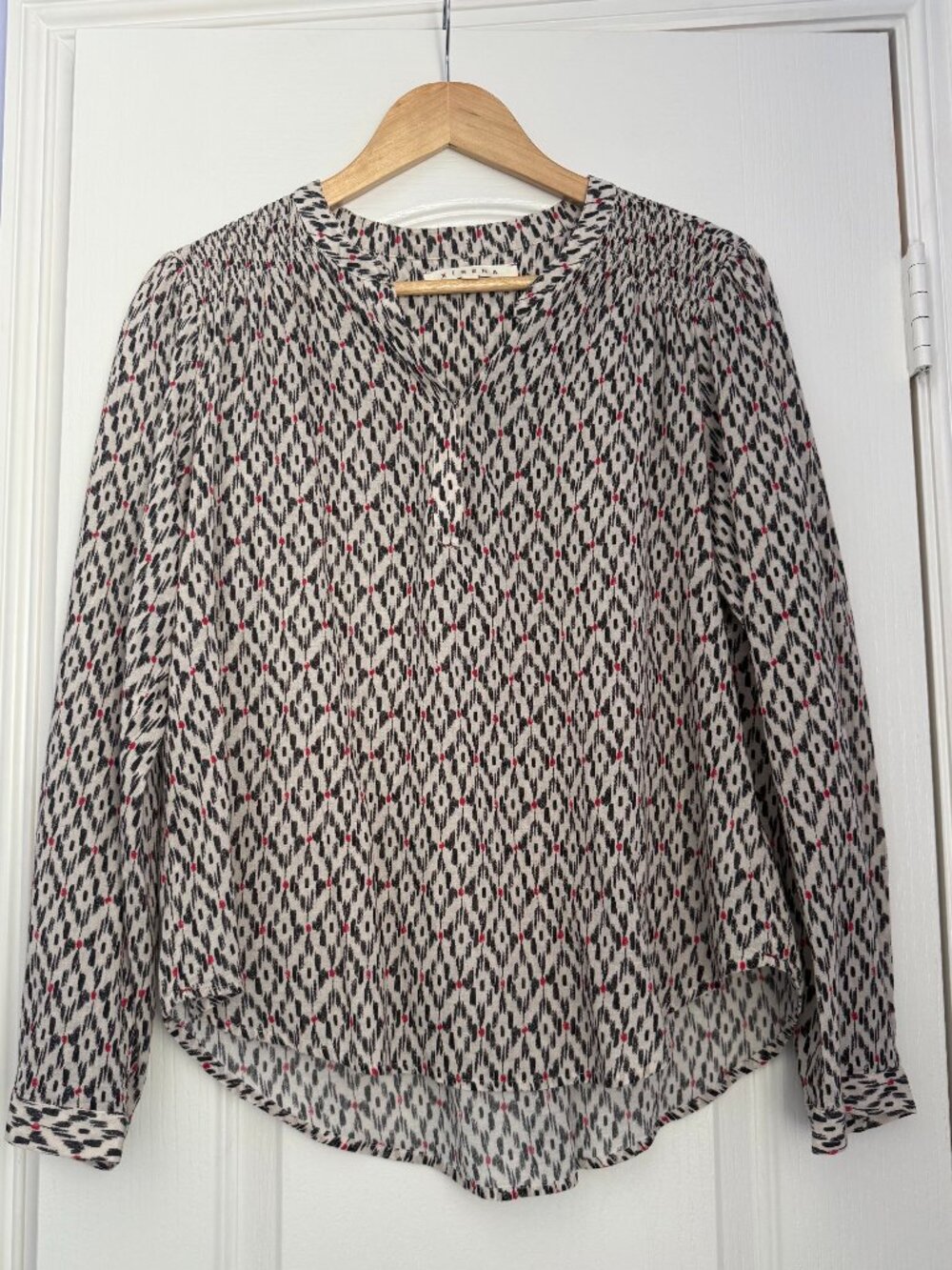 Xirena Chalk Aimi blouse, black and red pattern - size small